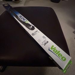 Brand New Valeo Wiper Blades BMW X5 X6