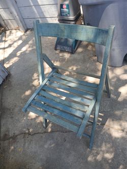 Vintage rustic folding chair