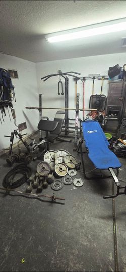 Home Gym with free weights