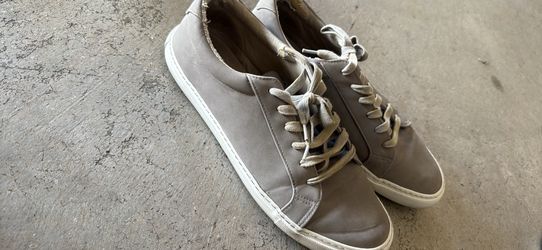 Men’s shoes