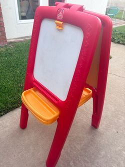 Two-Sided Kids Easel – Dry Erase & Chalkboard