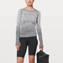 Lululemon Swiftly Tech Long Sleeve Size 10