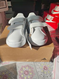 Adidas Toddlers Tennis Shoes