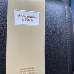 New women’s Abercrombie and Fitch 3.4 flow ounces