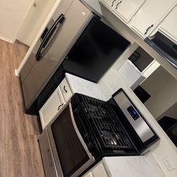 Stove, Refrigerator, Microwave, Toaster, Blender
