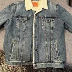 Levi’s Men Fur Jean Jacket