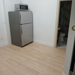 Room For Rent Private Entrance Own Bathroom $590 Bi Weekly