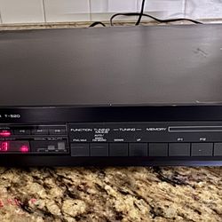 Yamaha Natural Sound T-520 AM/FM Stereo Tuner Fully Tested