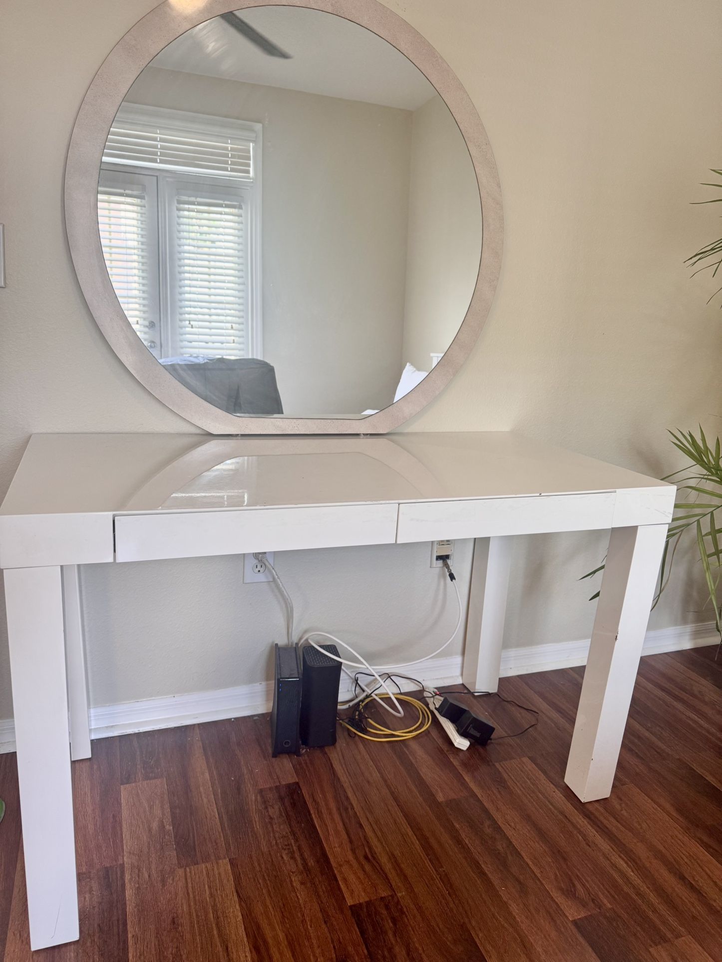 White Desk