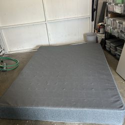 Grey Fabric Mattress Box Spring / Foundation - Great Condition