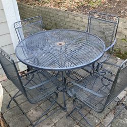 Wrought Iron  Vintage Table And  FOUR Comfortable  Matching Patio Chairs