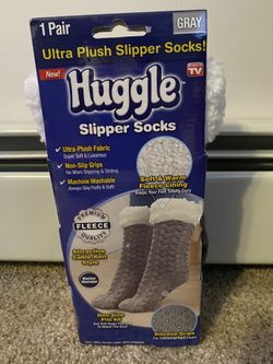 HUGGLE SLIPPER SOCKS - NEW