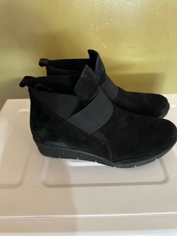 Women’s booties shoes