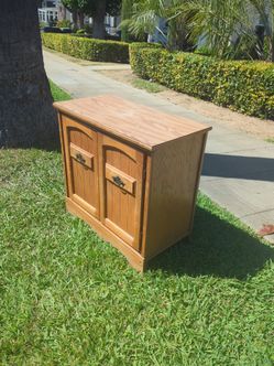 Free cabinet