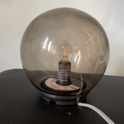 globe lamp