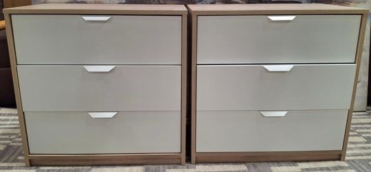 Matching Pair of 3-Drawer Dressers