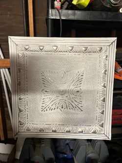 Metal sign decor