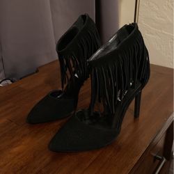 Shoes - Steve Madden Size 6