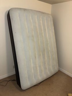 Queen Size Air Mattress