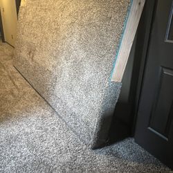 Riser for theatre seating (wood platform) FREE