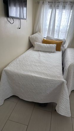 Twin Bed