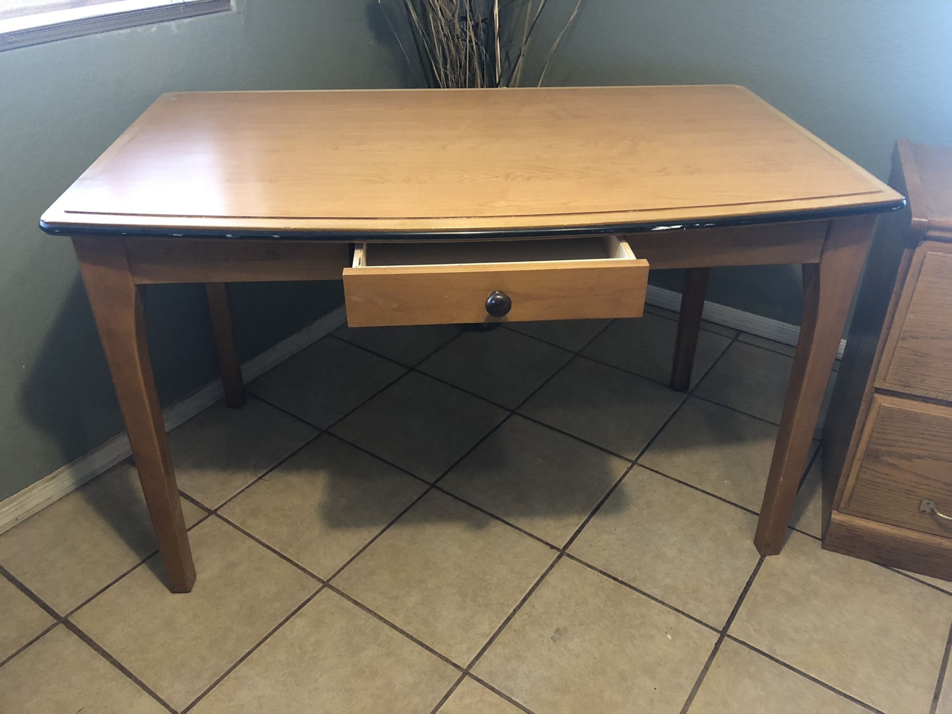 Desk & File Cabinet