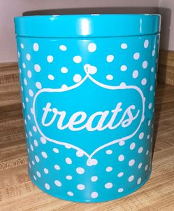 Pioneer Woman Metal "Treats" Cannister