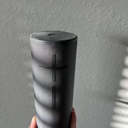 Ultimate Ear Megaboom
