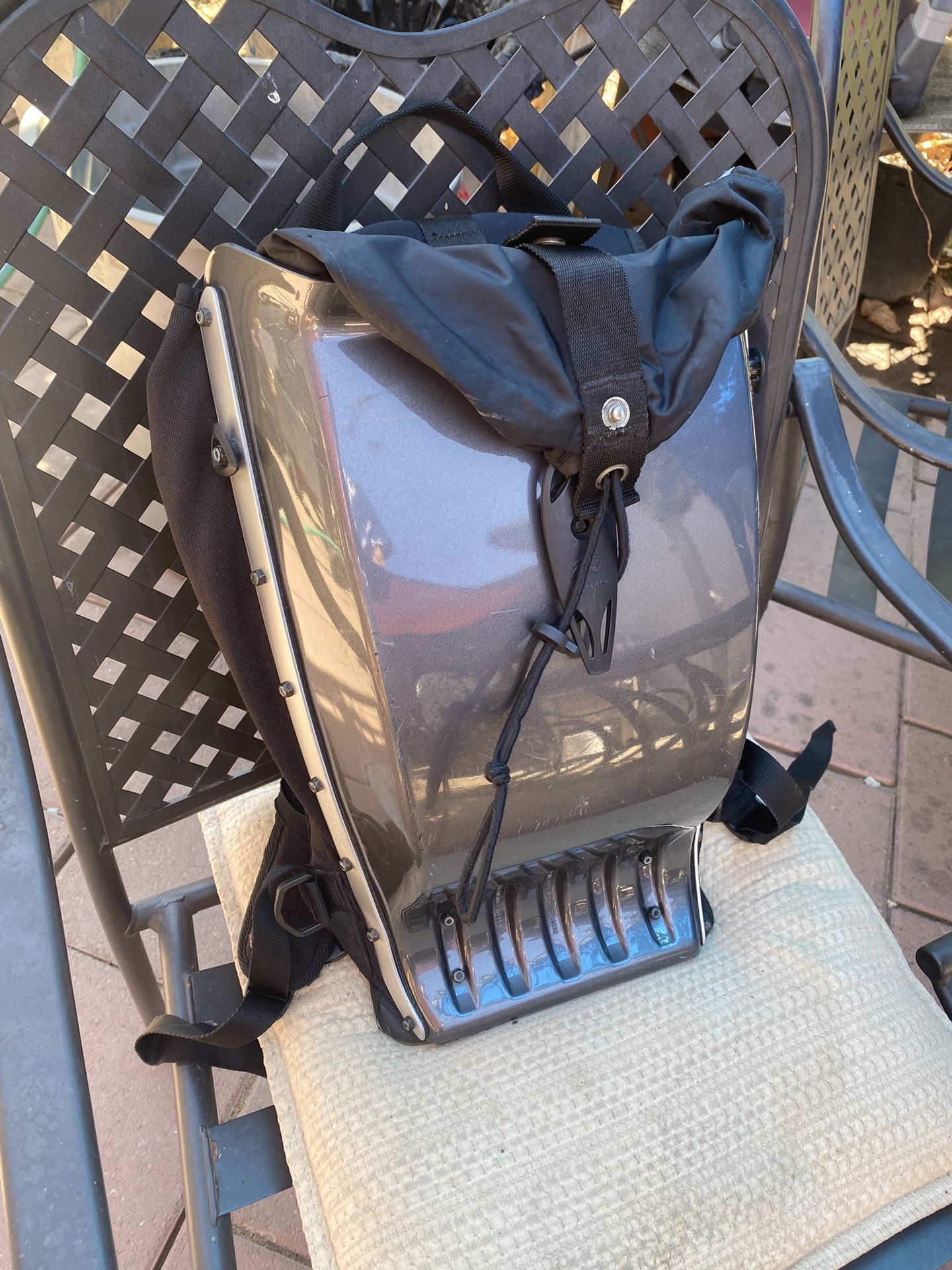 BOBLBE-E Backpack -- GRY SE97 02032