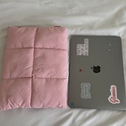 Laptop Sleeve 