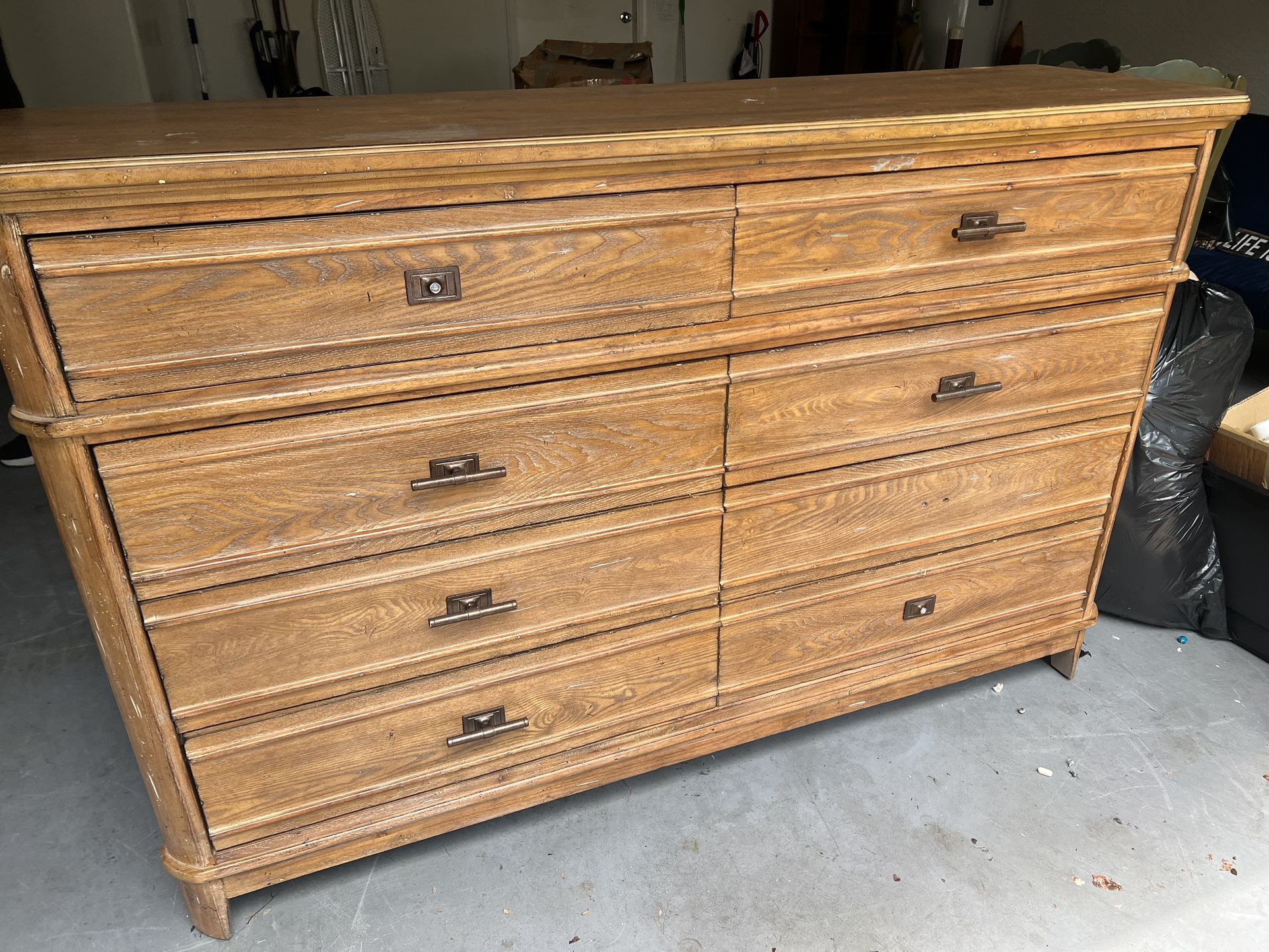 Queen Wood Bed Nightstand With Spring Box Included Dresser TV furniture And Big Dresser With Mirror 