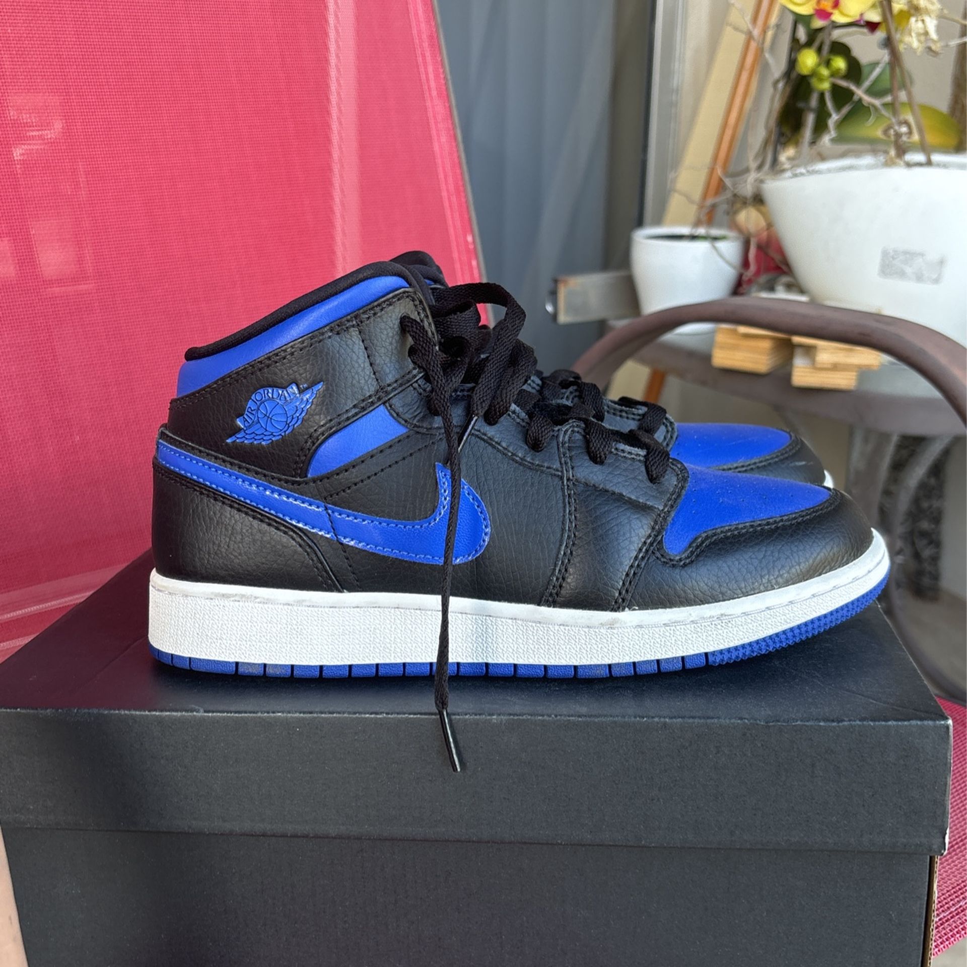 jordan 1 royal blues 6 1/2