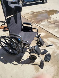 New wheelchair valued over $350 asking $150