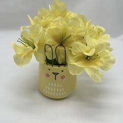 Check Easter flower arrangement