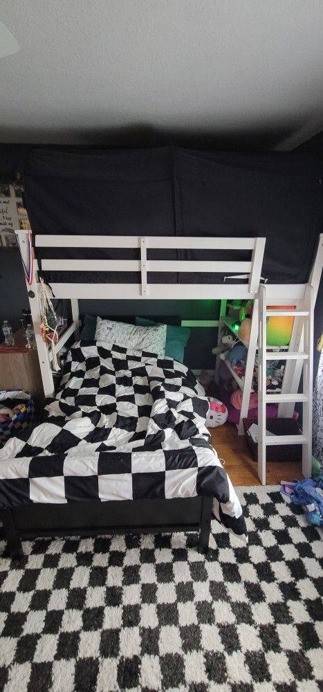 Twin Bunk Bed/Loft Bed