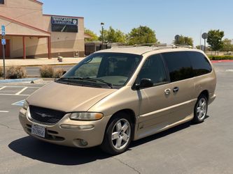 2000 Chrysler Town & Country Mobility Wheelchair Van