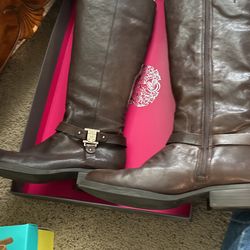 Vince Camuto Brown Boots. 9.5