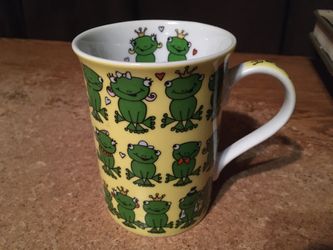KONITZ FROGS WITH HAPPY FACES YELLOW COFFEE MUG GERMANY
