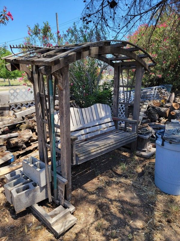 Wooden Arch + Swing - Needs to be secured