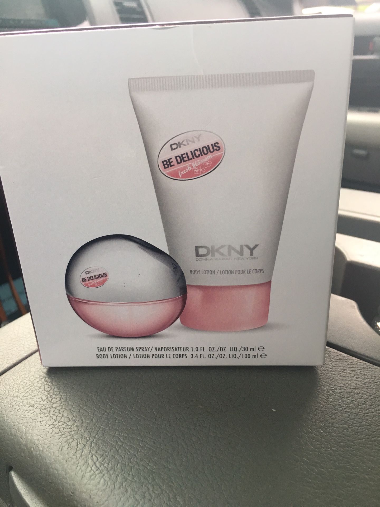 DKNY Parfum Set