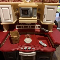 Play Kitchen