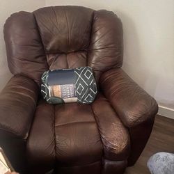 FREE LAZY BOY RECLINER 