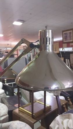 Very Nice Tall Gold Adjustable 360 Swivel Light Lamp