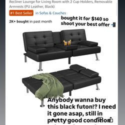 Black Futon 