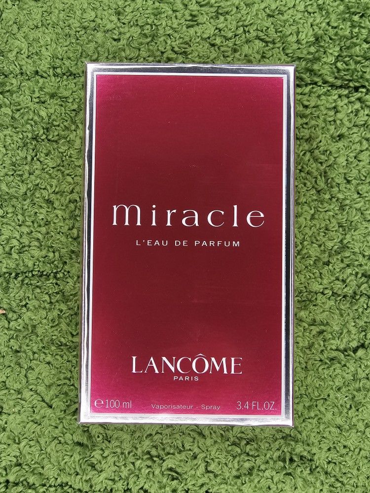 Perfumes Lancome Miracle 3.3oz $65