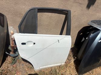 Nissan Versa right side door Shell