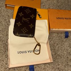Louis Vuitton Pouch 