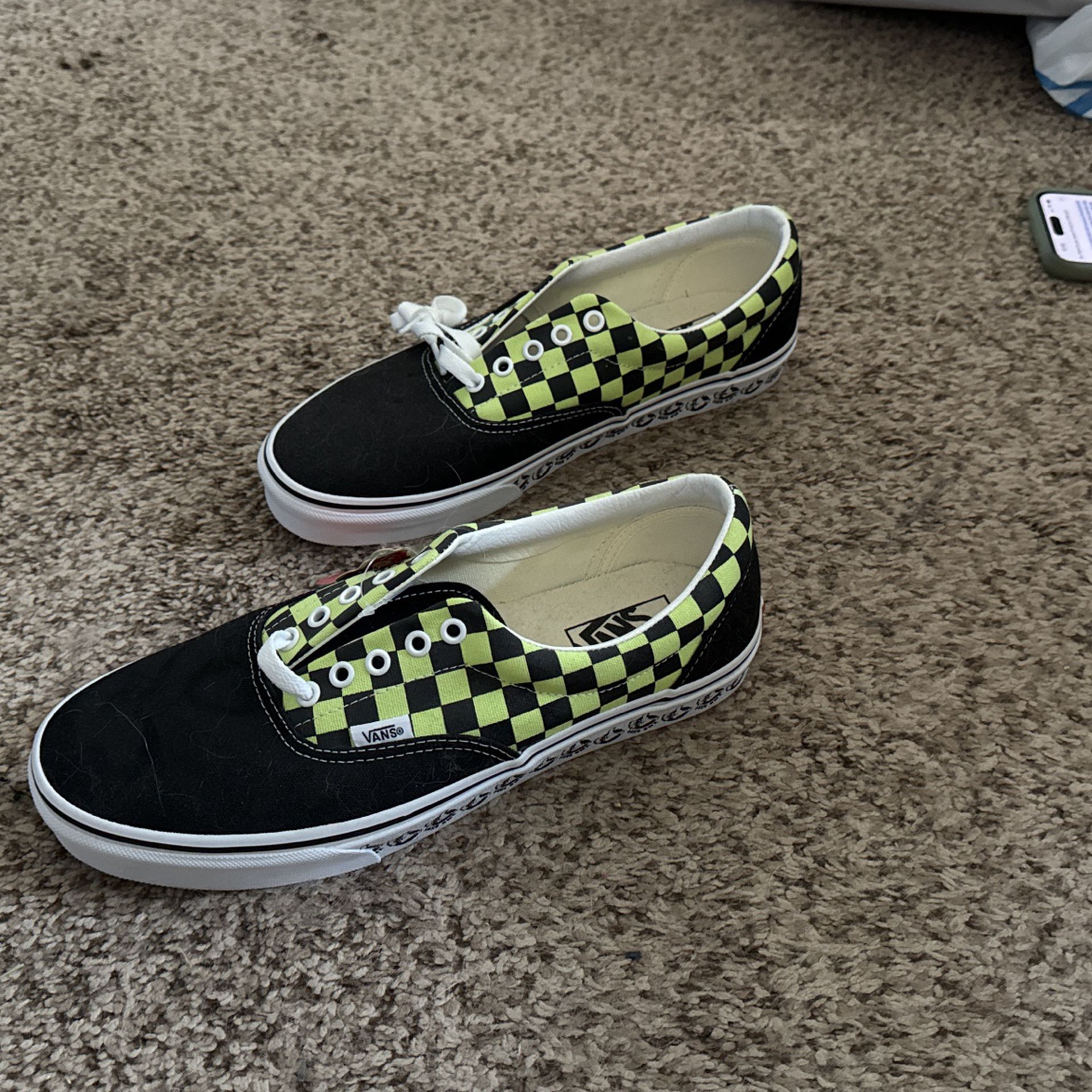 Brand New Checkered Vans Never Used Size 10