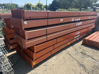 Pallet Racks 