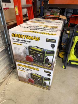 Sportsman 4,000-Watt/3,500-Watt Recoil Start Tri Fuel Portable Generator, Runs on Natural Gas, Gasoline, or Propane